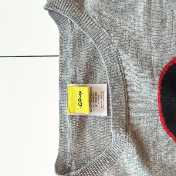 Women's Medium Mickey Mouse Disney Sweater - Picture 4 of 8